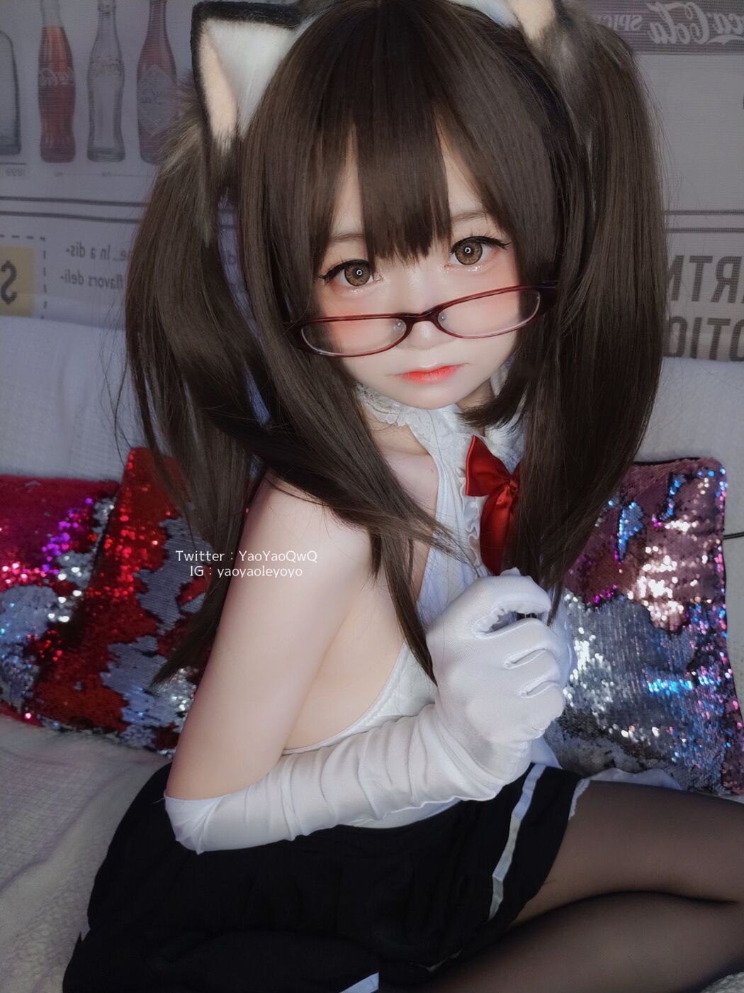 [Net Red COS] Cute Girl Coser Shakes Music Yoyo-Black Tights