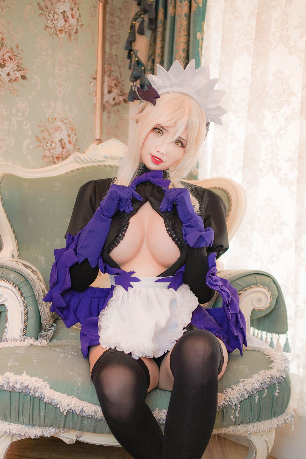 [Welfare COS] Coser Xuan-KaYa - Swimsuit Artoria Maid