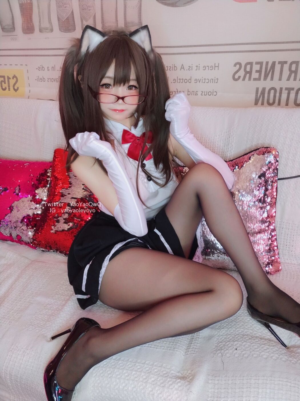 [Net Red COS] Cute Girl Coser Shakes Music Yoyo-Black Tights