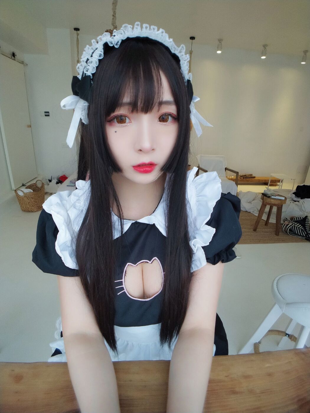 [网红Coser] Furukawa kagura "Black and White Maid"