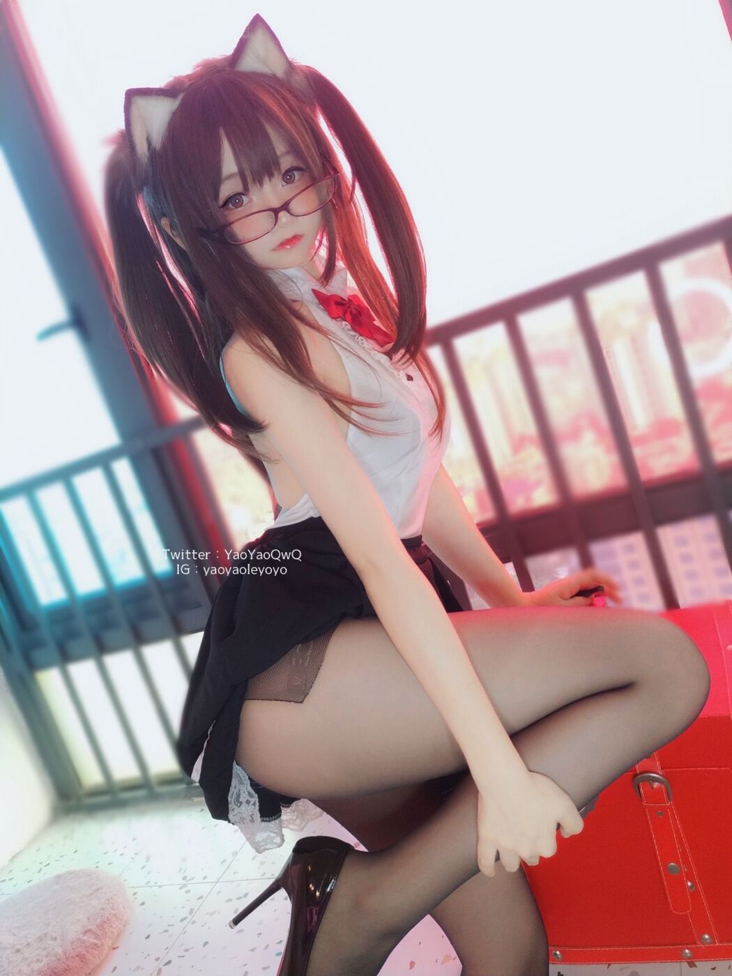 [Net Red COS] Cute Girl Coser Shakes Music Yoyo-Black Tights