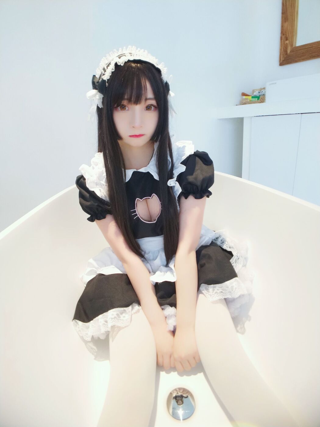 [网红Coser] Furukawa kagura "Black and White Maid"