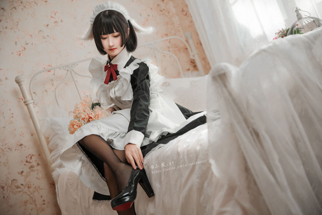 [Coser美女] 三度_69 "Bunny Ear Maid"
