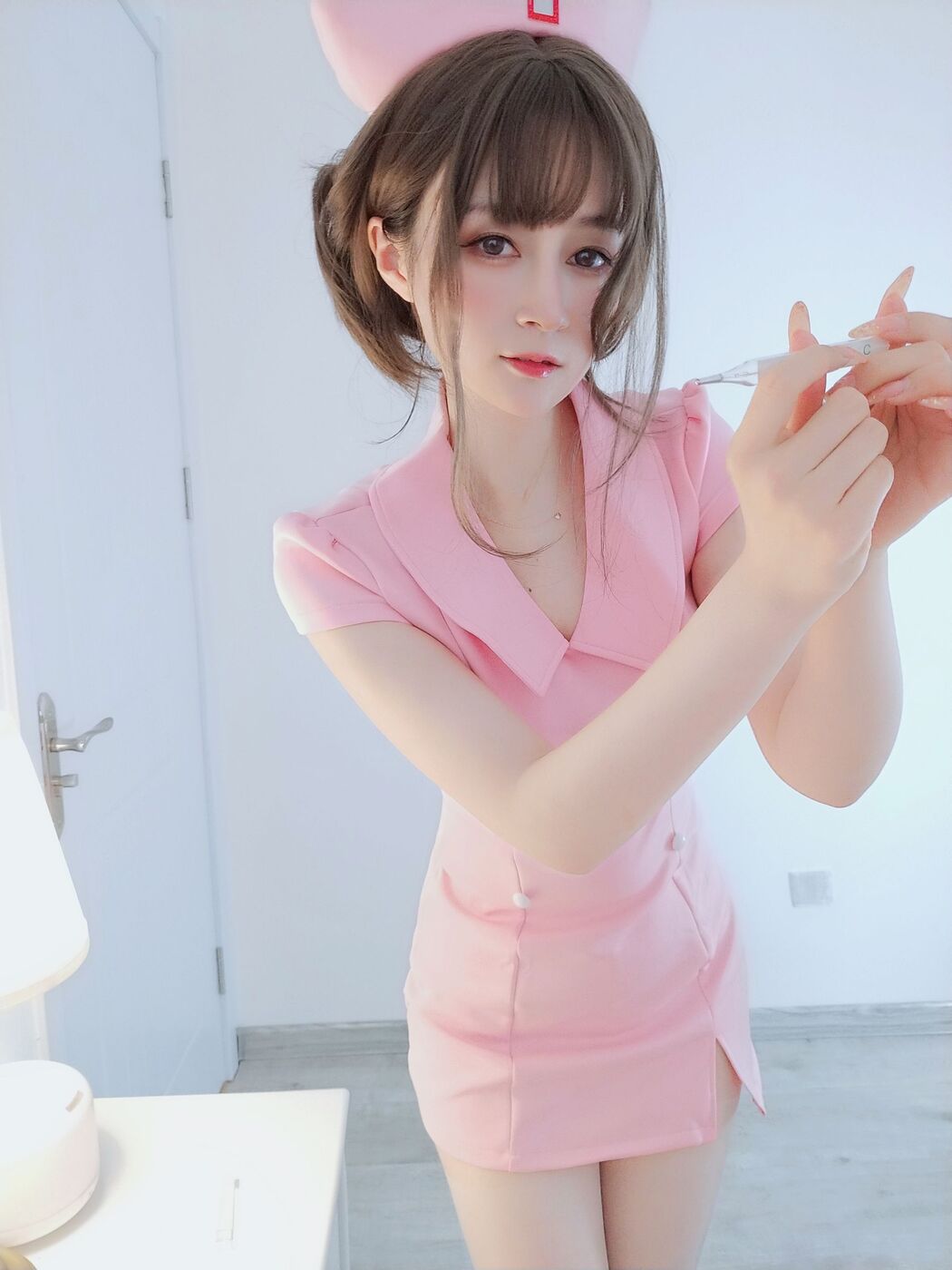 [Net Red COS] Miss Coser Baiyin - Private Nurse at Night