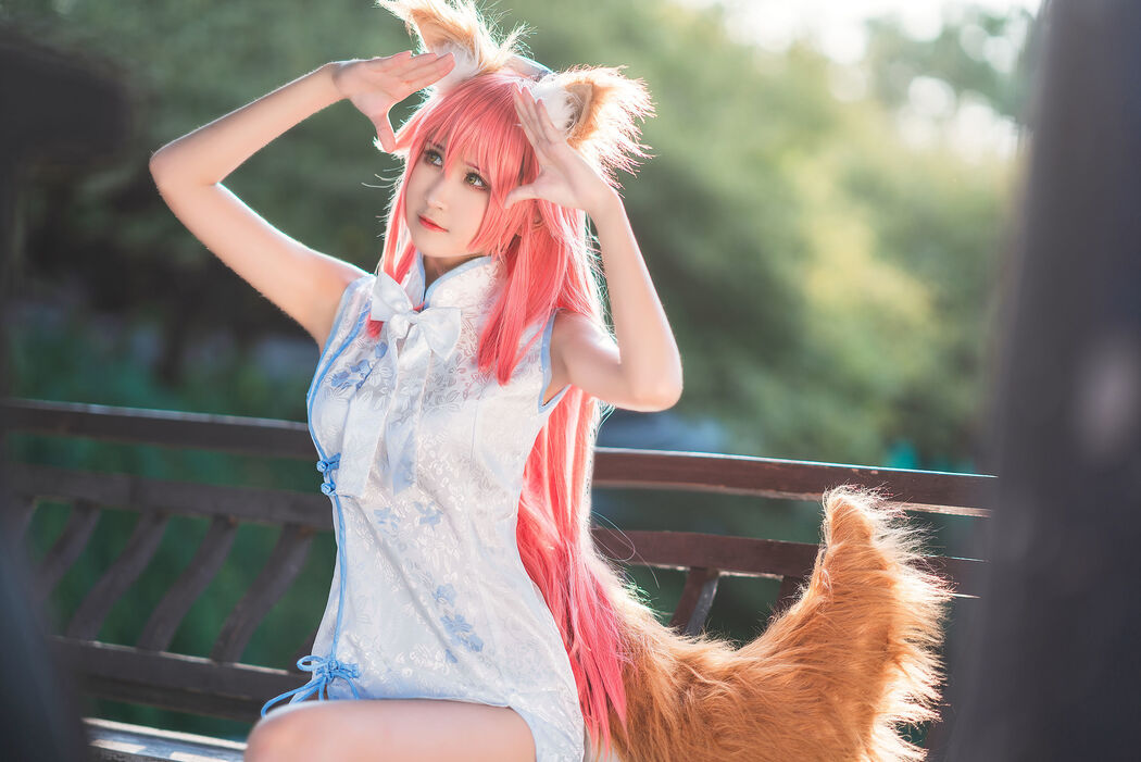 Weibo Coser Three Degrees_69 "Qipao Yuzao Front"