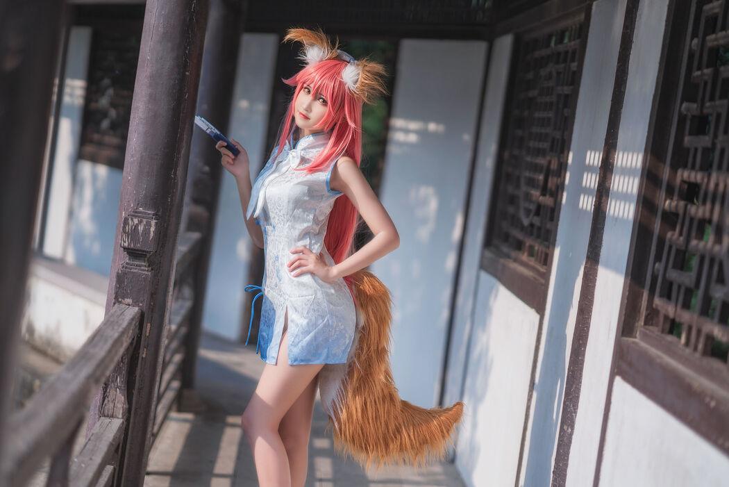 Weibo Coser Three Degrees_69 "Qipao Yuzao Front"