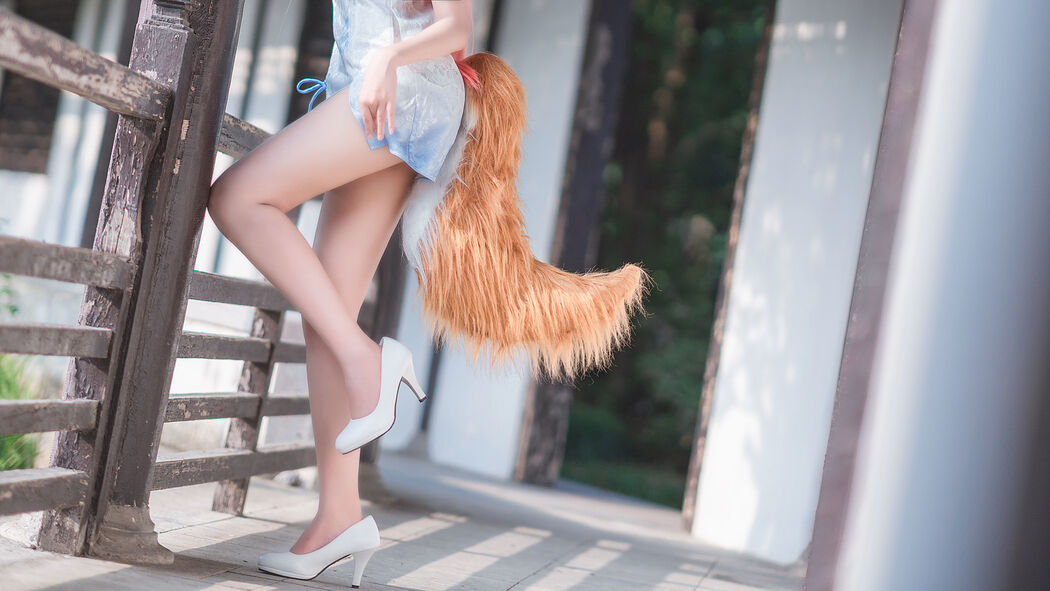 Weibo Coser Three Degrees_69 "Qipao Yuzao Front"