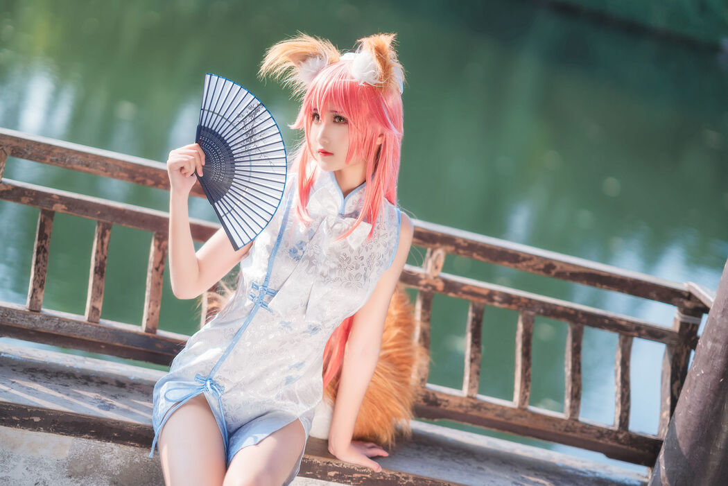 Weibo Coser Three Degrees_69 "Qipao Yuzao Front"