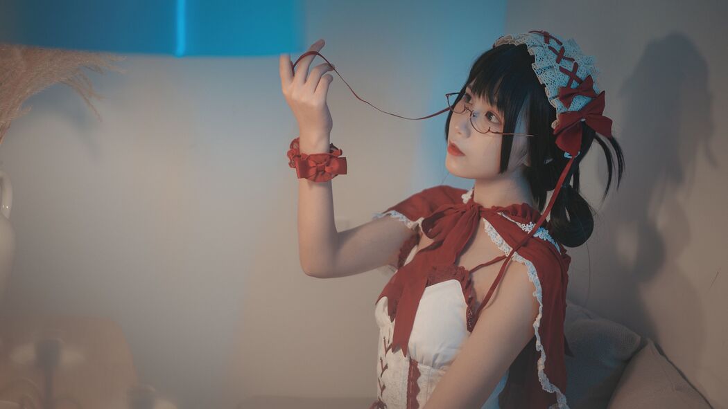 [网红Coser] Monthly su "Little Red Riding Hood"