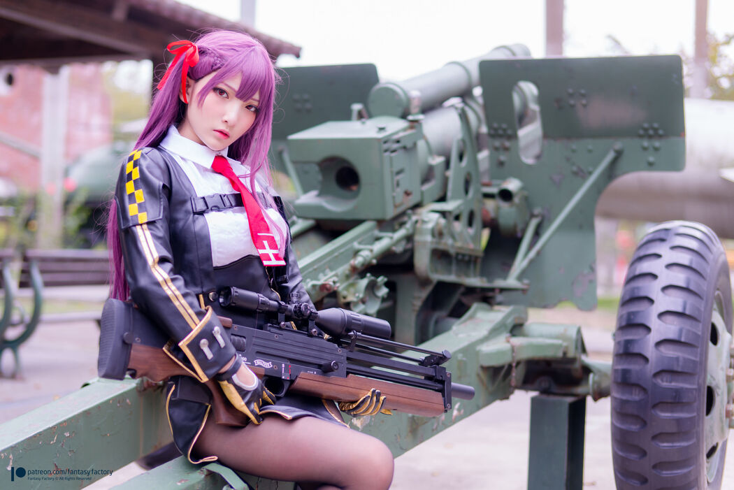 COSER Xiaoding "Black Silk + Vinyl + Female Killer" [Fantasy Factory]