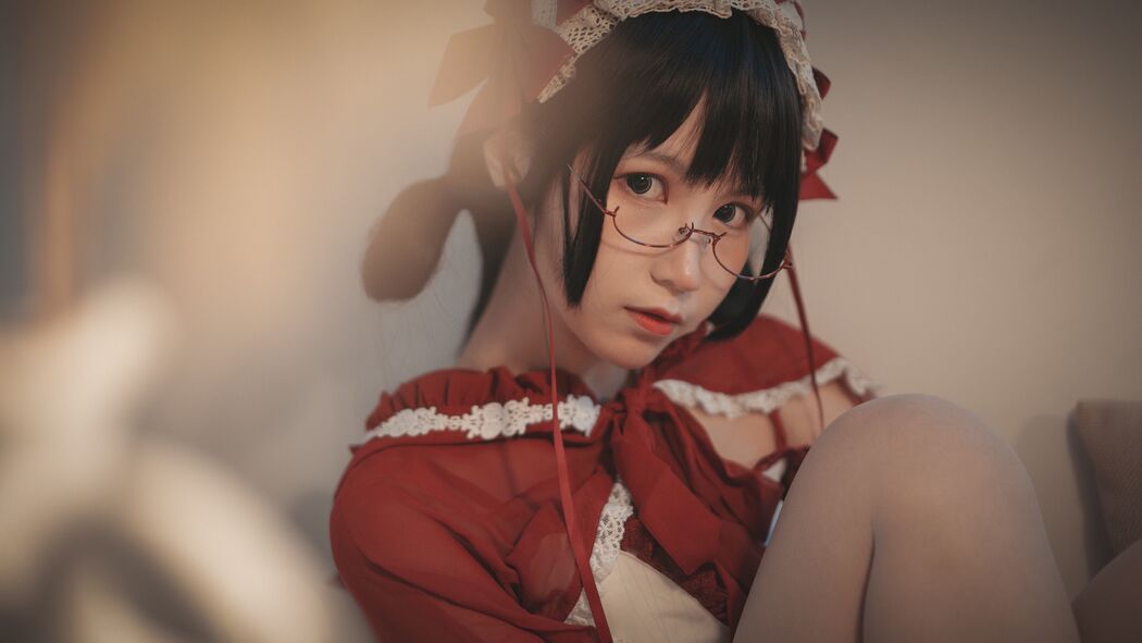[网红Coser] Monthly su "Little Red Riding Hood"