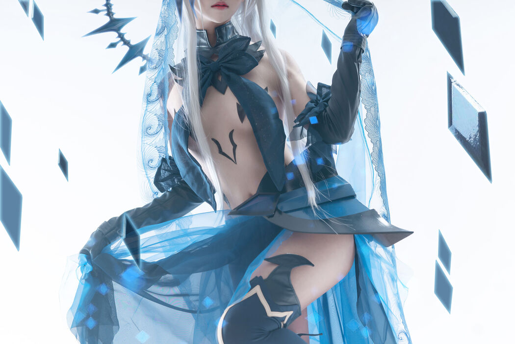 Coser Eel Fei Er "Crazy Three Series Origami"