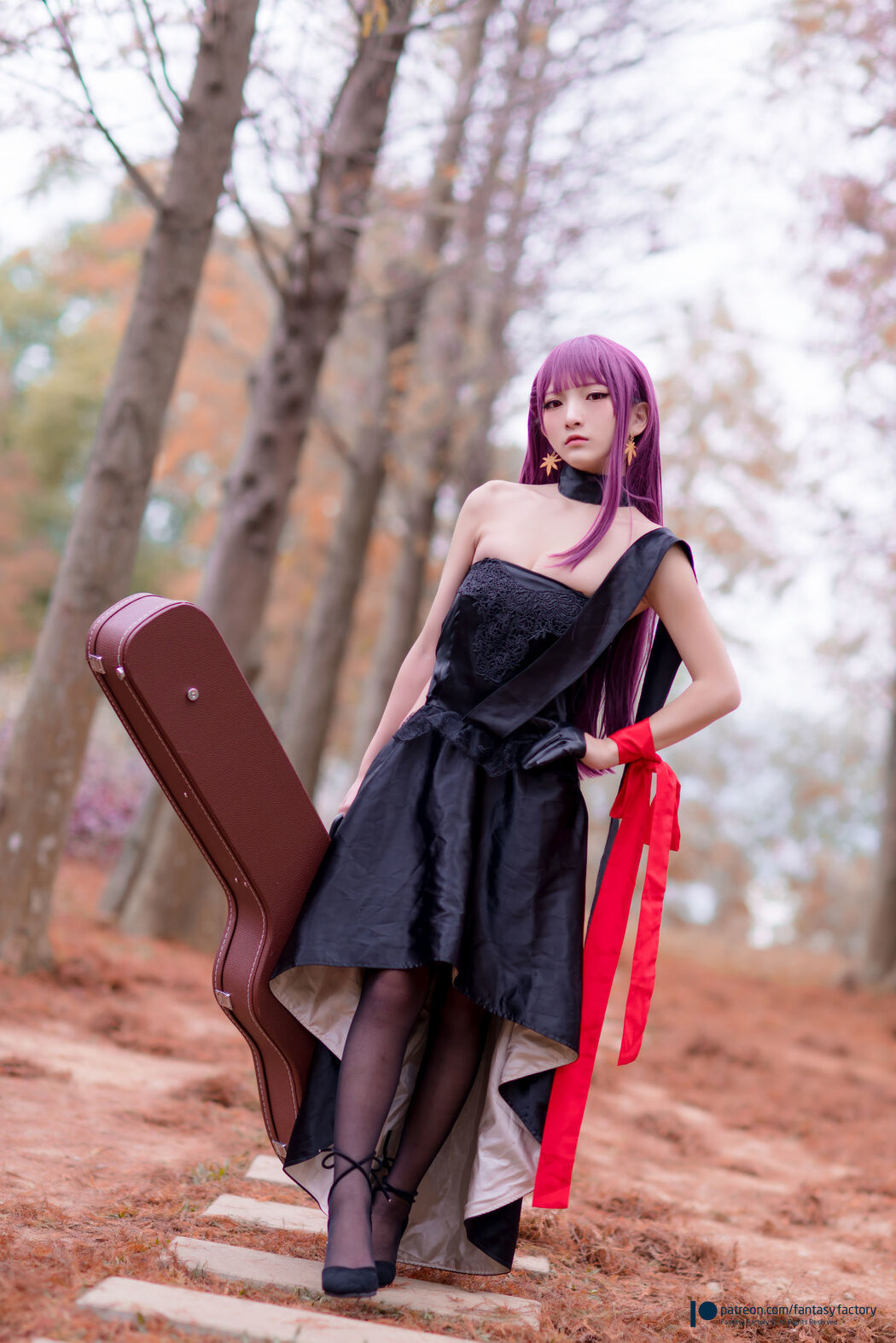 COSER Xiaoding "Black Silk + Vinyl + Female Killer" [Fantasy Factory]