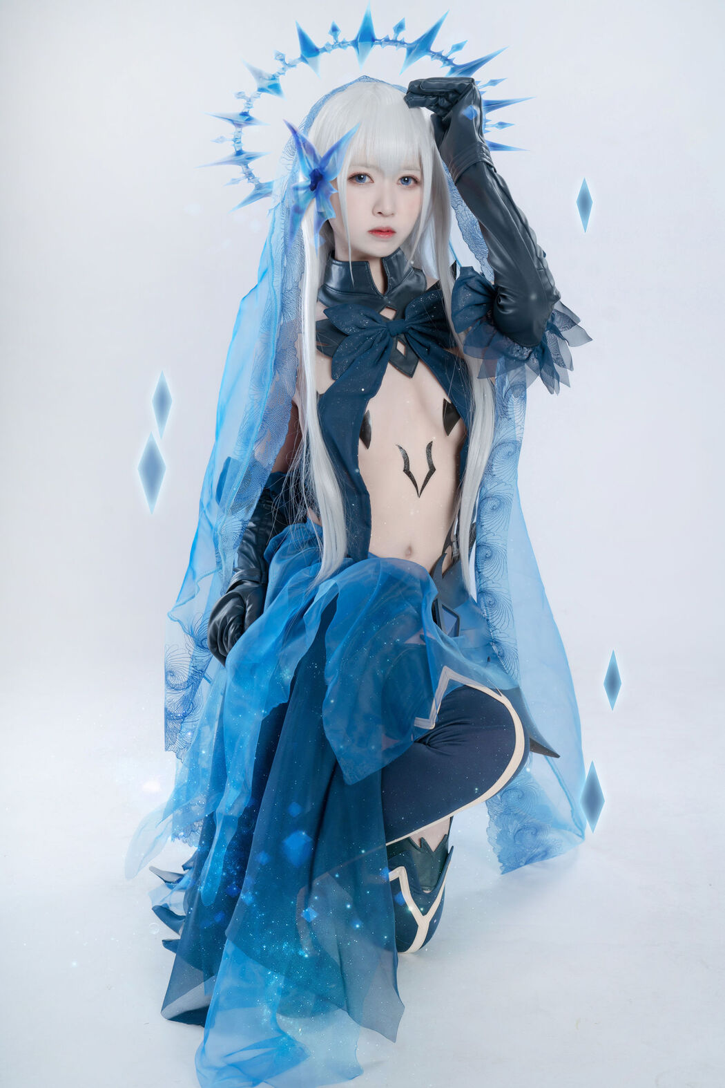 Coser Eel Fei Er "Crazy Three Series Origami"