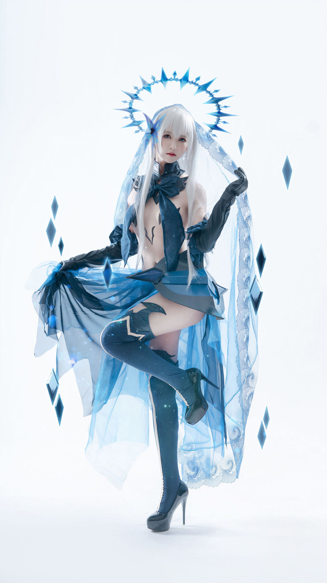 Coser Eel Fei Er "Crazy Three Series Origami"