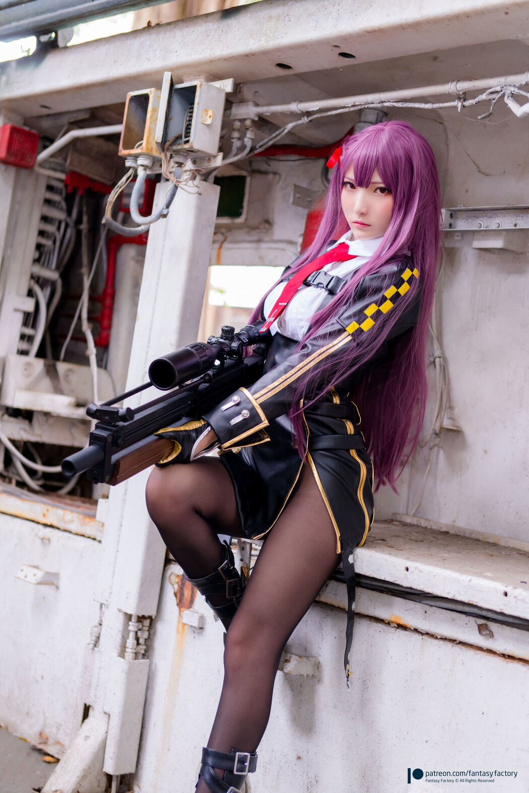 COSER Xiaoding "Black Silk + Vinyl + Female Killer" [Fantasy Factory]