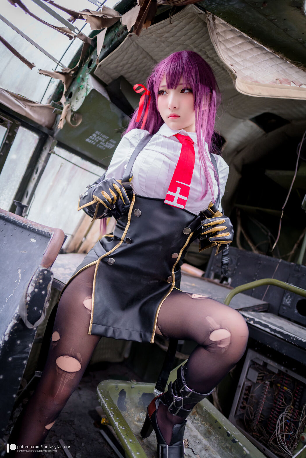COSER Xiaoding "Black Silk + Vinyl + Female Killer" [Fantasy Factory]