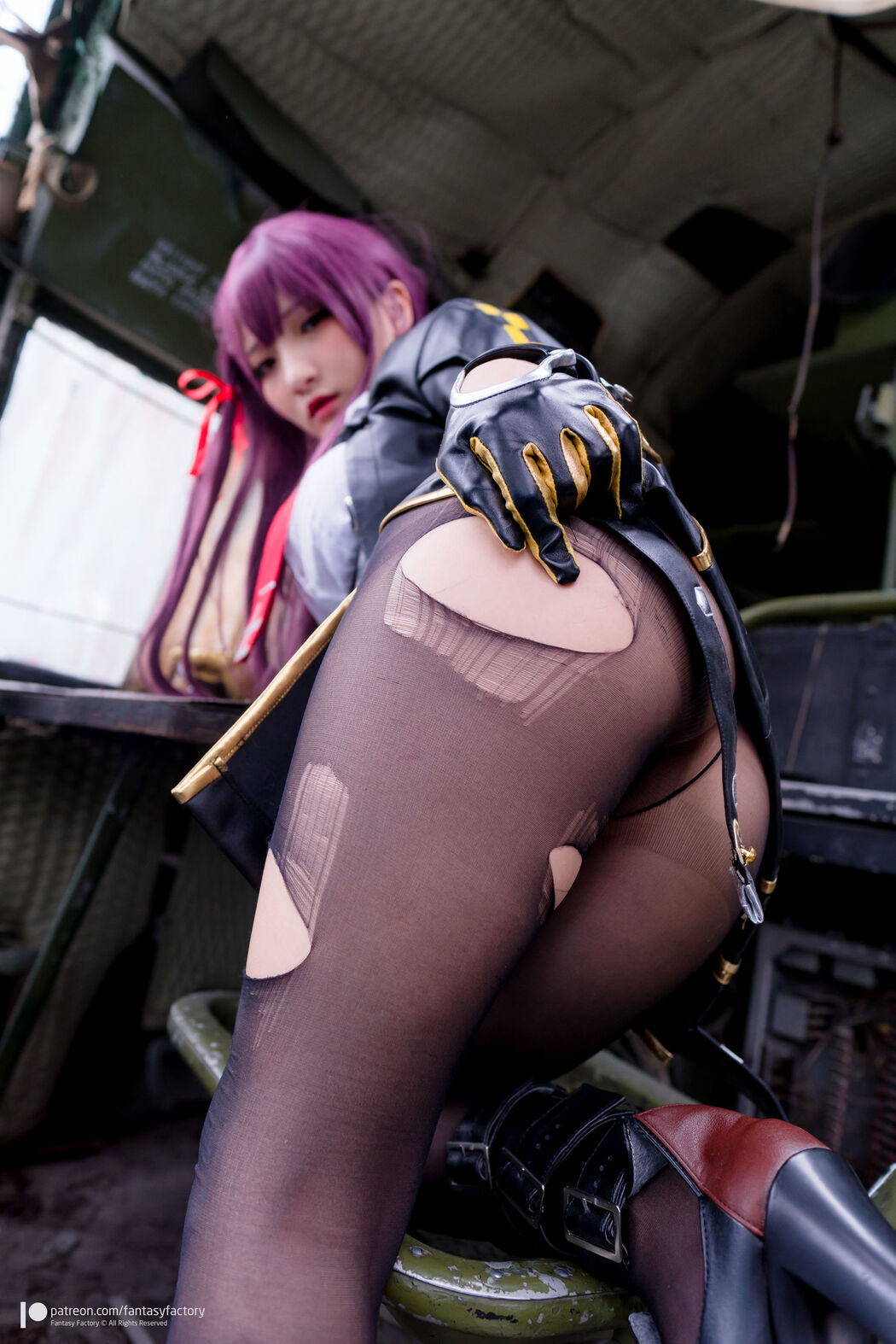 COSER Xiaoding "Black Silk + Vinyl + Female Killer" [Fantasy Factory]