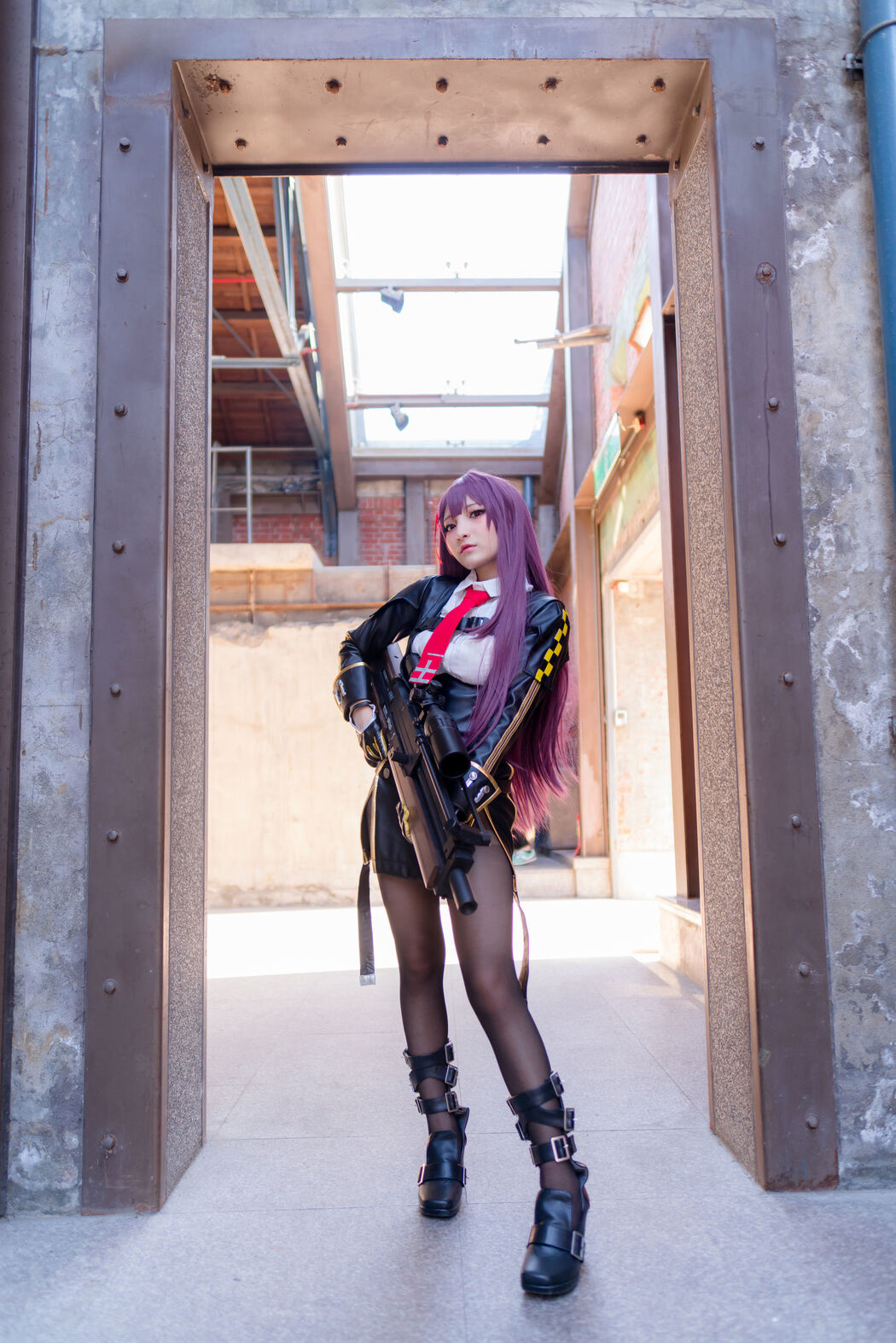 COSER Xiaoding "Black Silk + Vinyl + Female Killer" [Fantasy Factory]