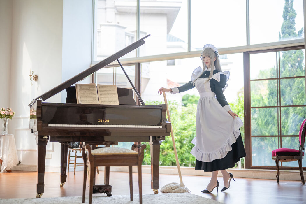 [Net Red COS] Long Legs Coser Qingqingzi Js - Professional Love