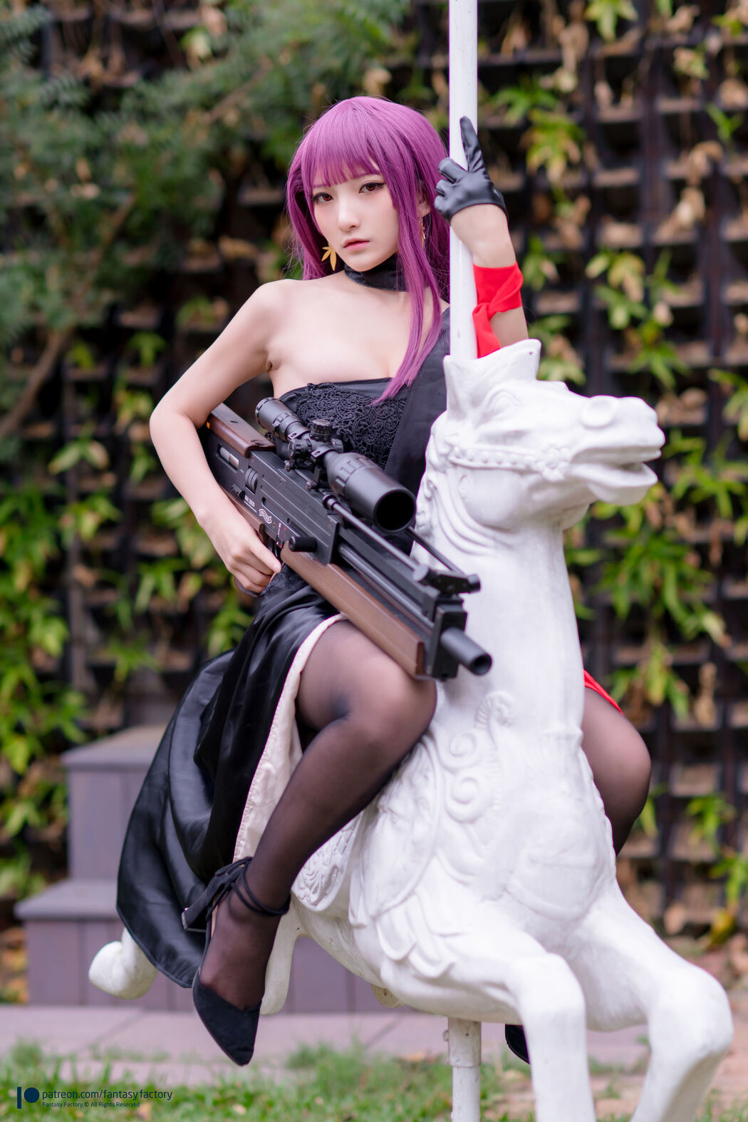COSER Xiaoding "Black Silk + Vinyl + Female Killer" [Fantasy Factory]