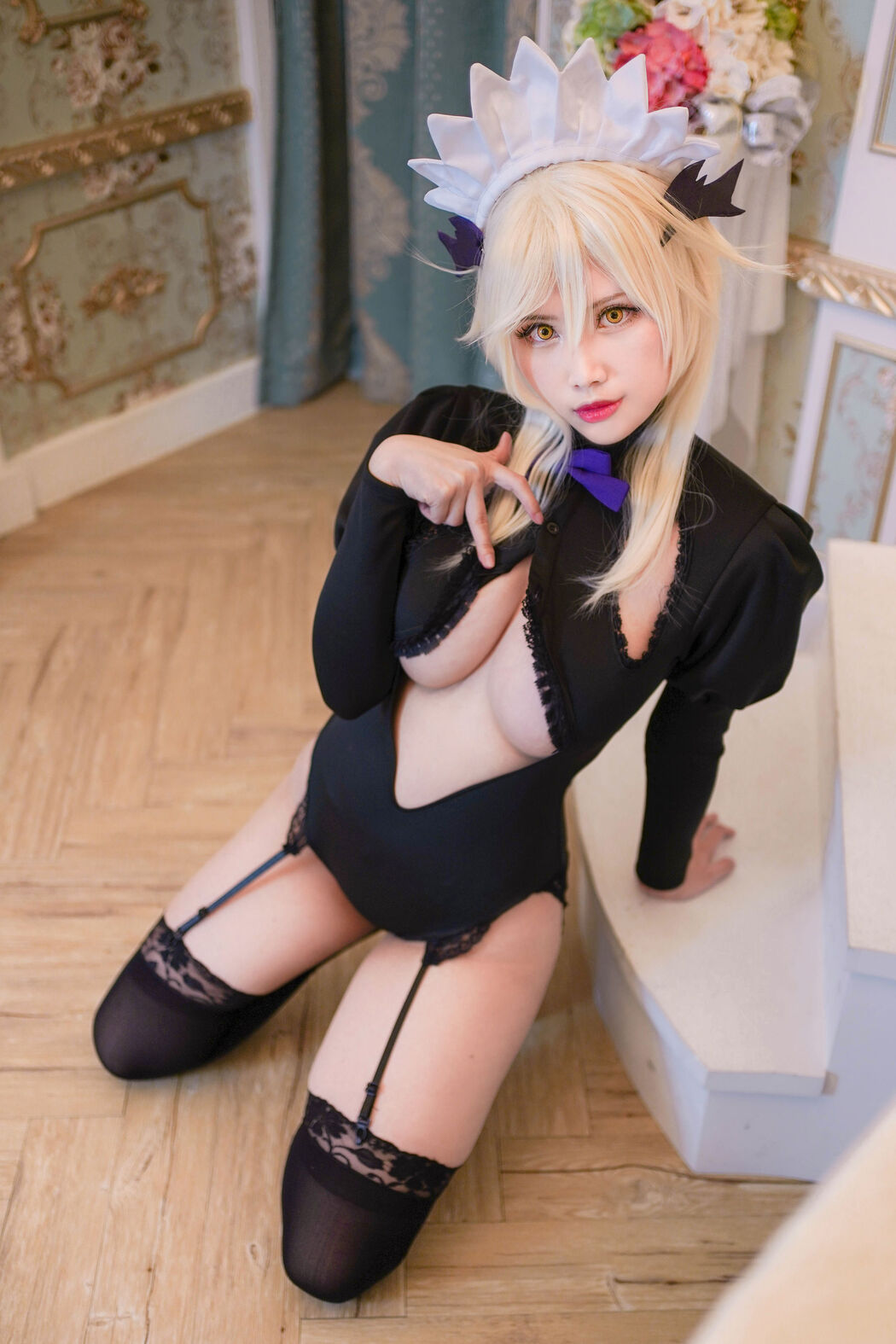 [Welfare COS] Coser Xuan-KaYa - Swimsuit Artoria Maid