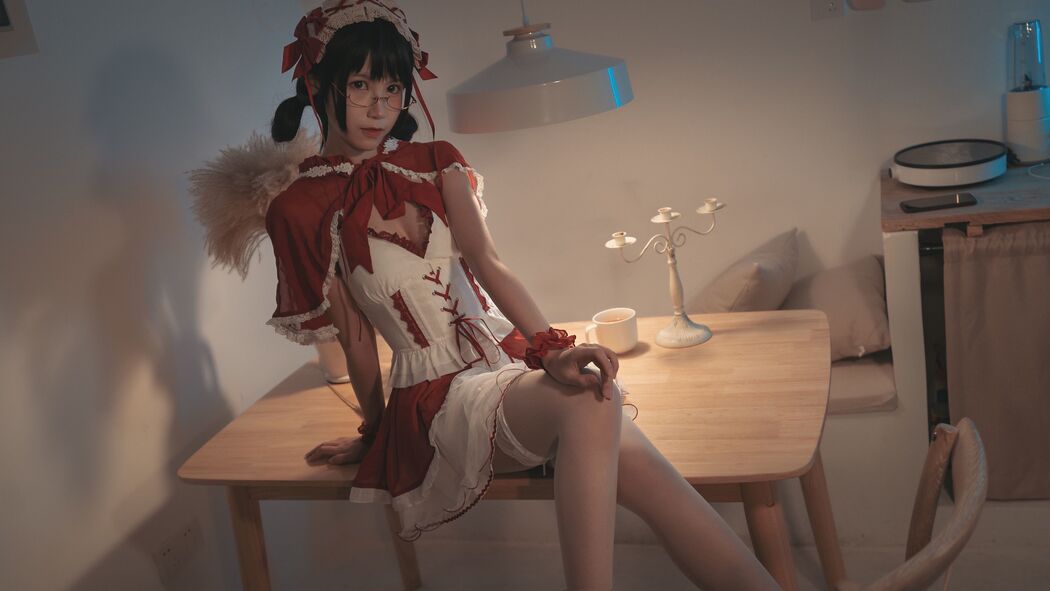 [网红Coser] Monthly su "Little Red Riding Hood"