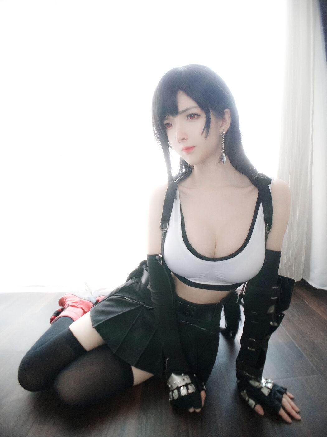 [Net Red Model Coser] Yi Xiao Yang Ze "Tifa Official Dress"
