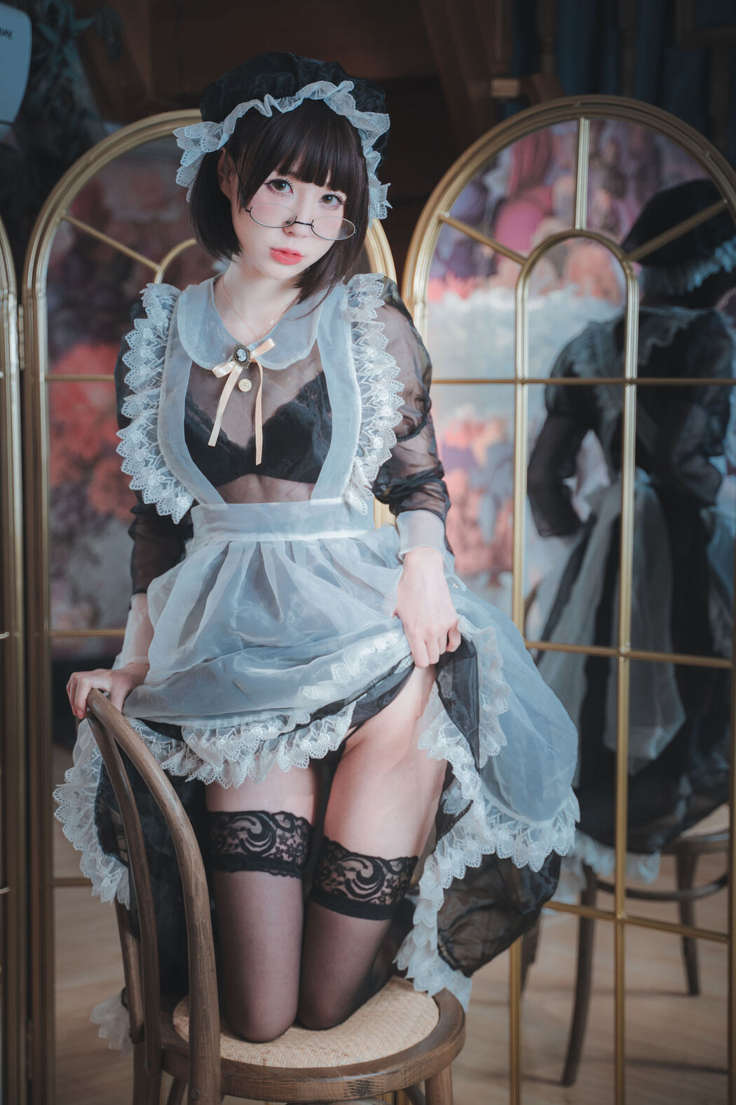 Cute girl Coser Nange "Transparent Maid"
