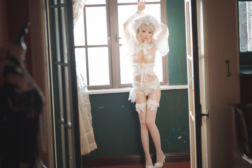 [Net Red COS] Cute and popular Coser Noodle Cake Fairy - French YasahimeLO