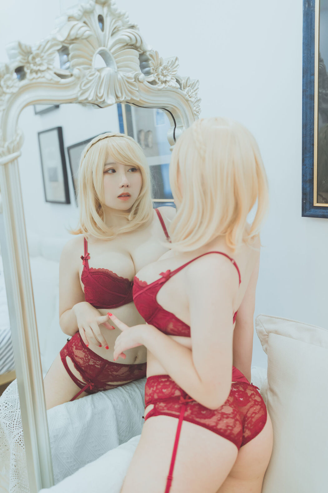 [网红Coser] Cong Cong Cong Luan "Weiou Lingerie"
