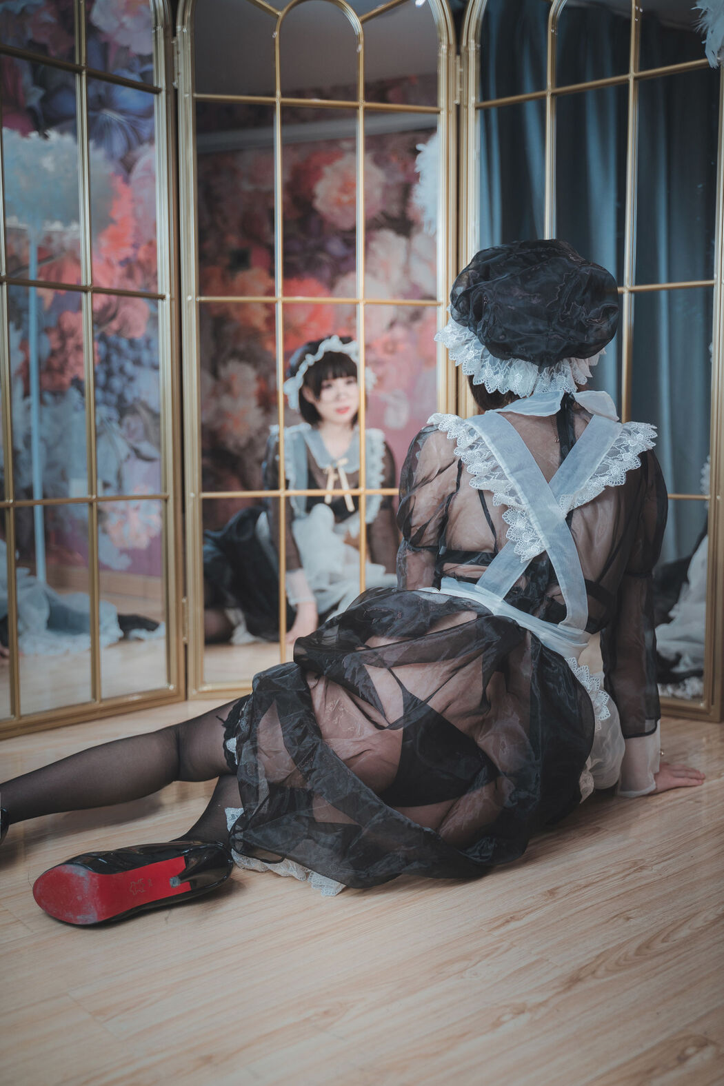 Cute girl Coser Nange "Transparent Maid"
