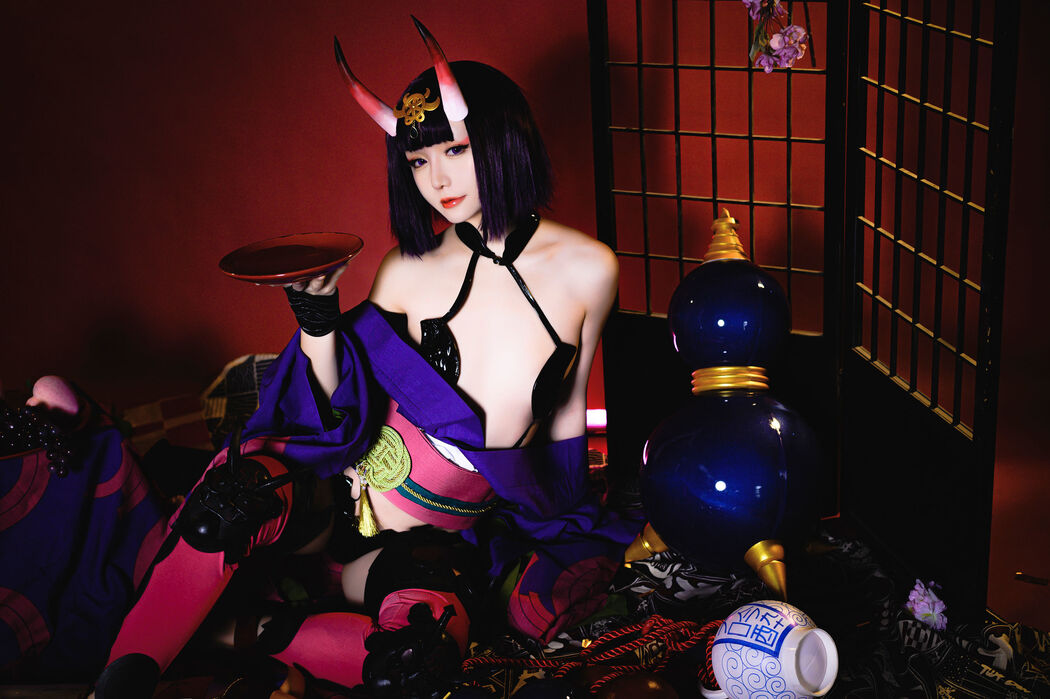 [COS Welfare] Miss Coser Xing Zhi Chi - Wine Swallow