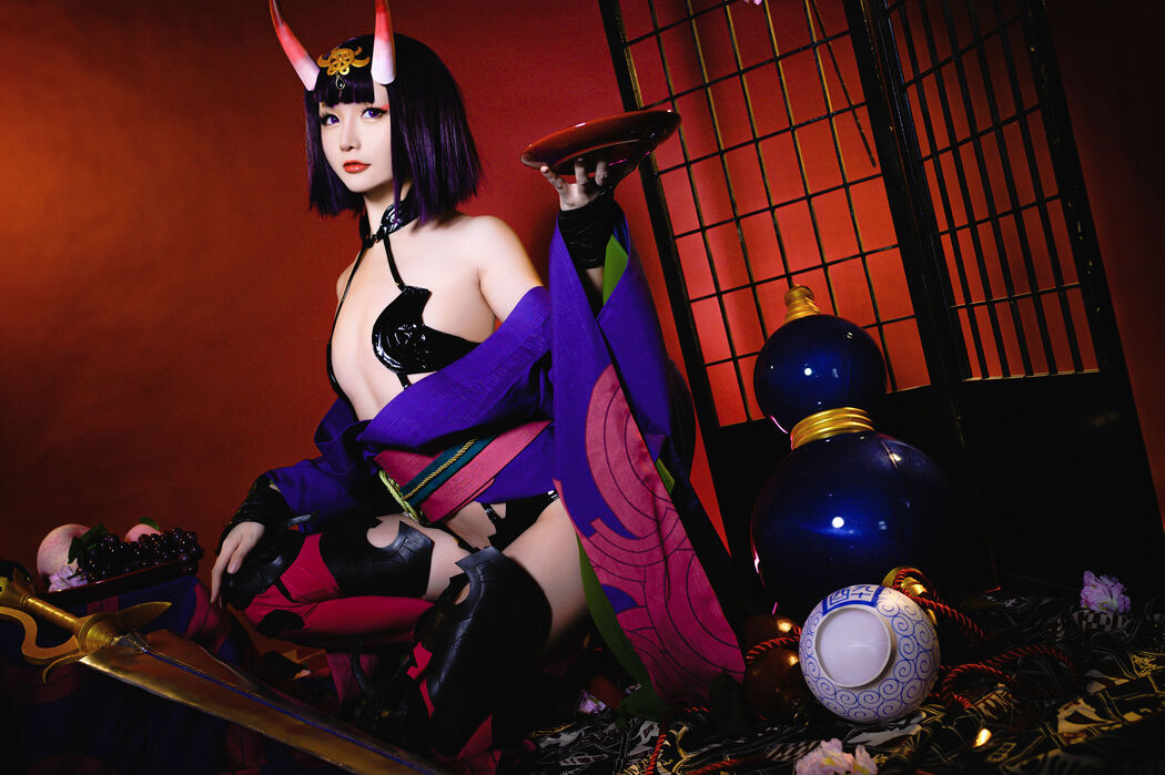 [COS Welfare] Miss Coser Xing Zhi Chi - Wine Swallow