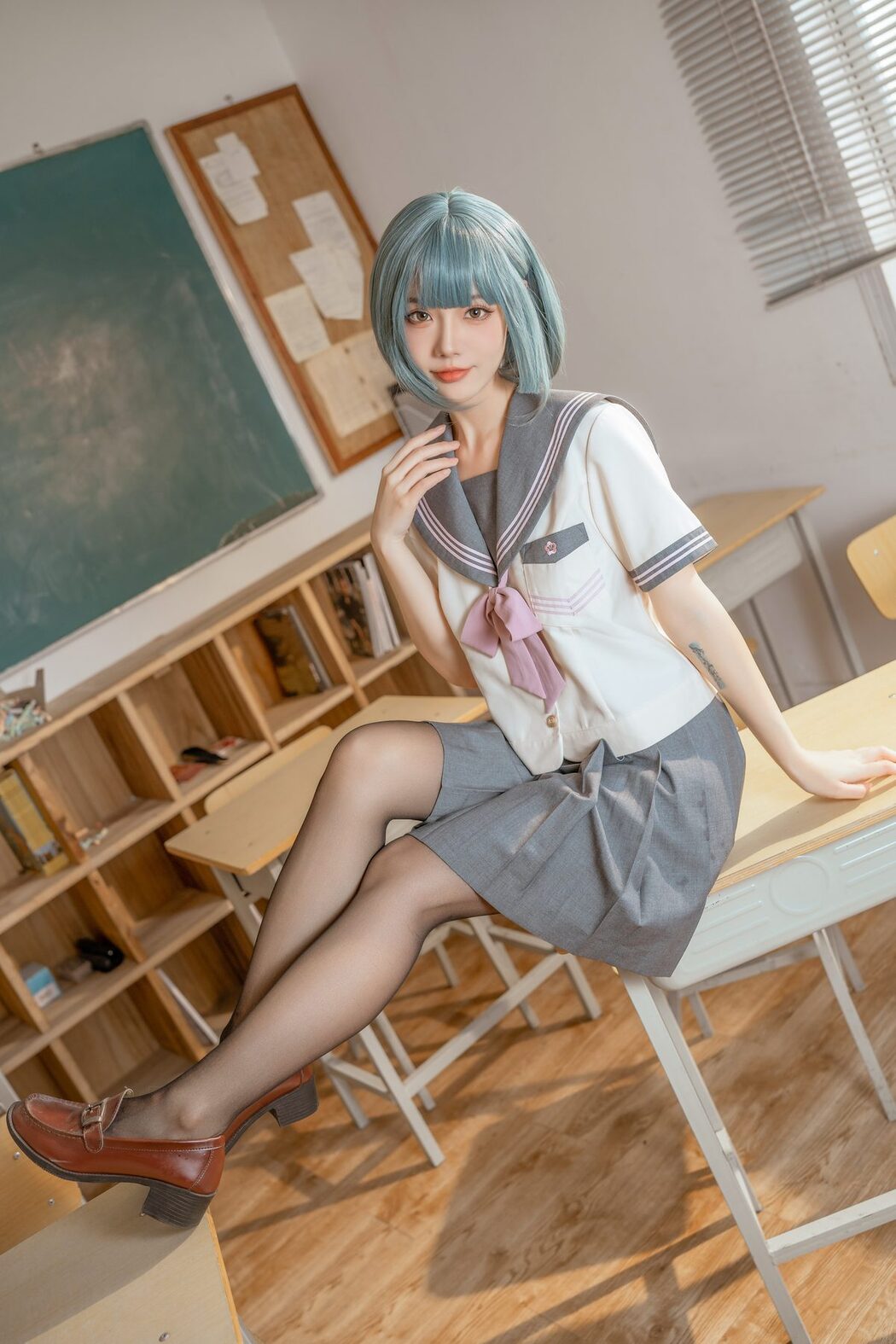 Coser@桃良阿宅 – 不良JK Part1