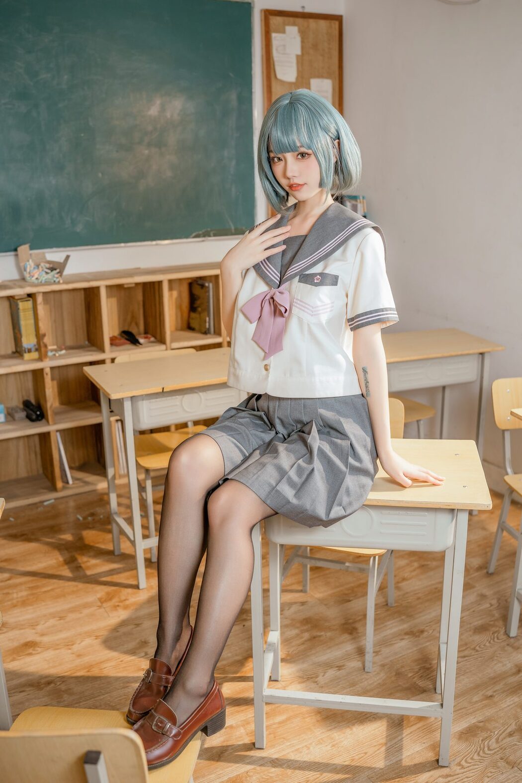 Coser@桃良阿宅 – 不良JK Part2