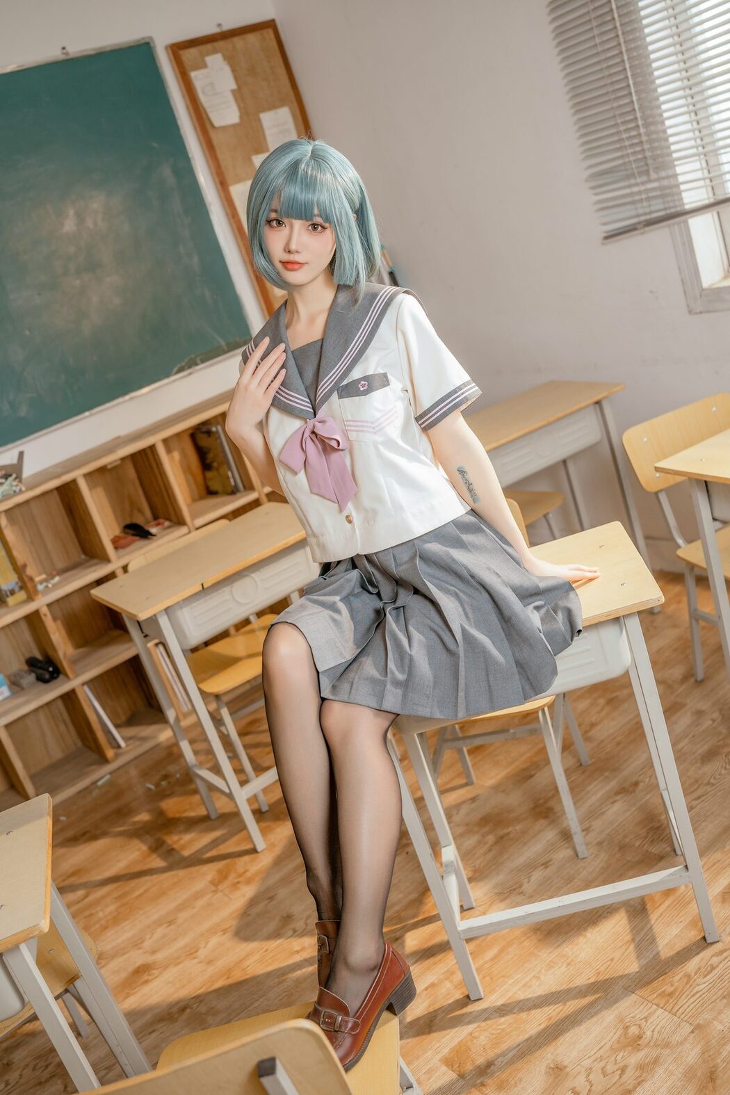 Coser@桃良阿宅 – 不良JK Part1