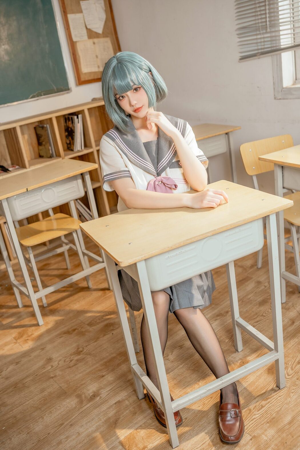 Coser@桃良阿宅 – 不良JK Part1