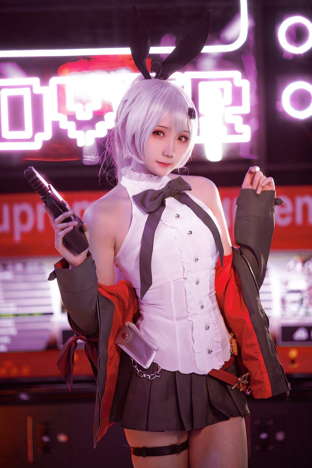 Coser@瓜希酱 – 少女前线 FN-57 Five-seveN