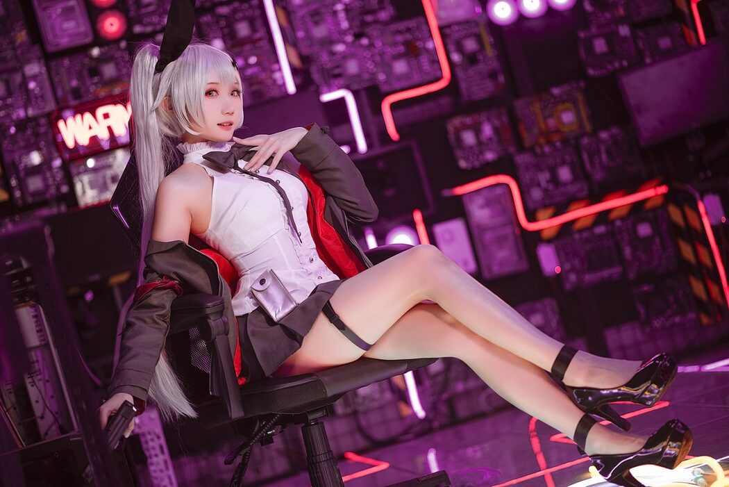 Coser@瓜希酱 – 少女前线 FN-57 Five-seveN