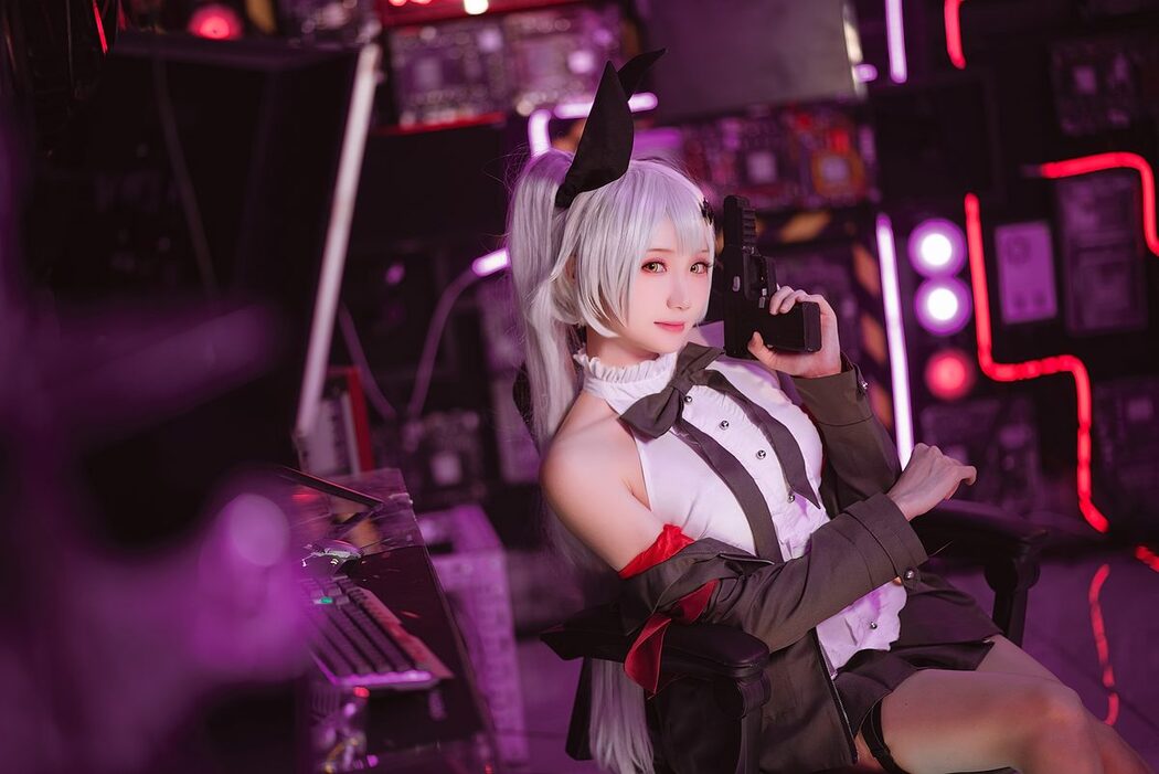 Coser@瓜希酱 – 少女前线 FN-57 Five-seveN