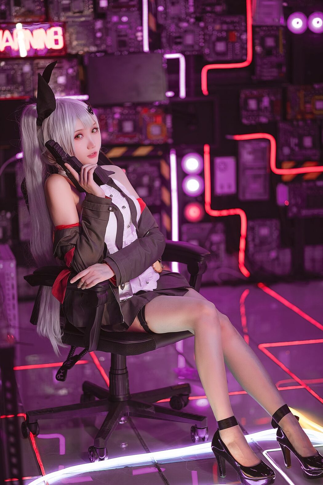 Coser@瓜希酱 – 少女前线 FN-57 Five-seveN