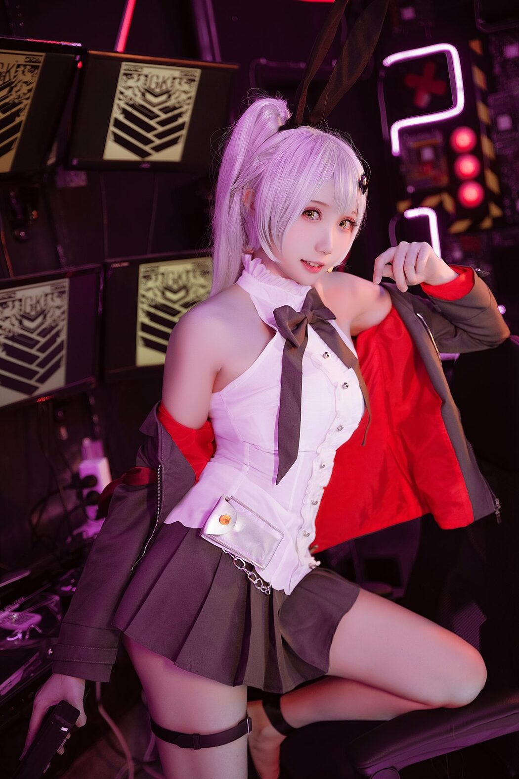 Coser@瓜希酱 – 少女前线 FN-57 Five-seveN