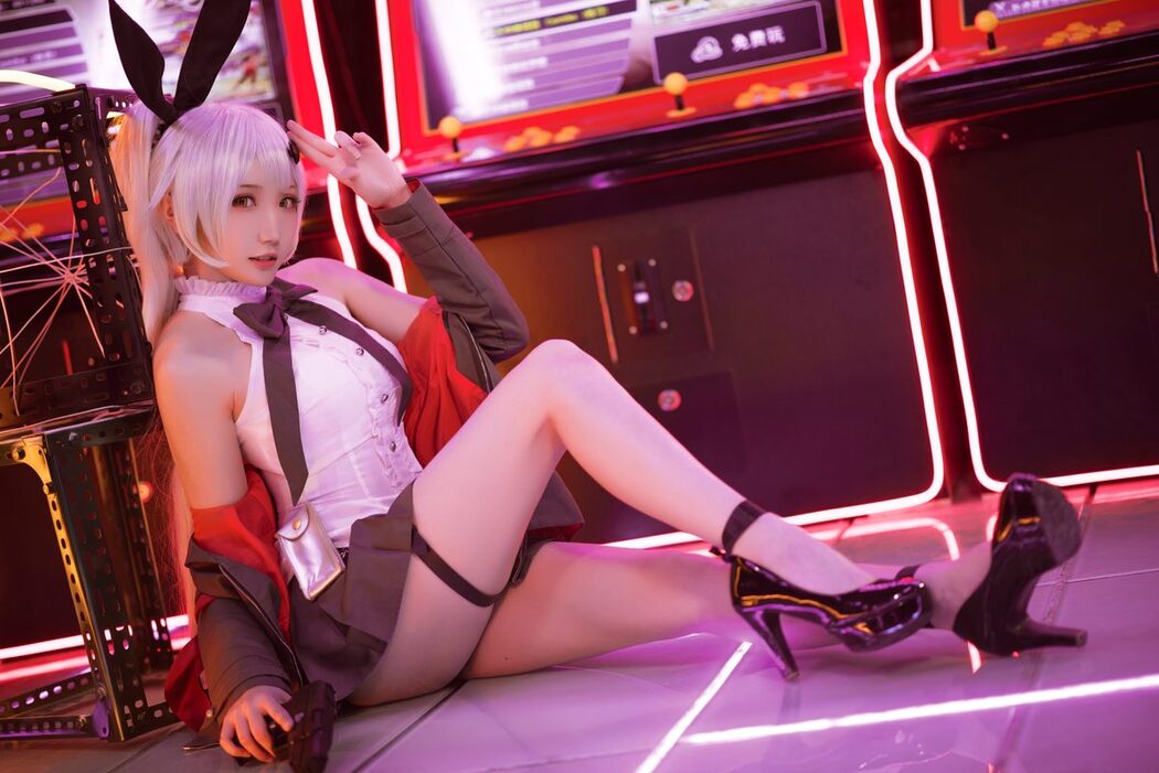 Coser@瓜希酱 – 少女前线 FN-57 Five-seveN