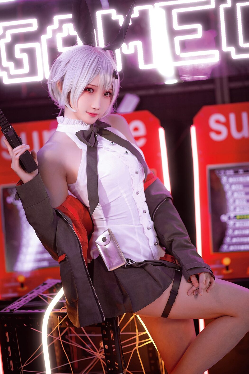 Coser@瓜希酱 – 少女前线 FN-57 Five-seveN