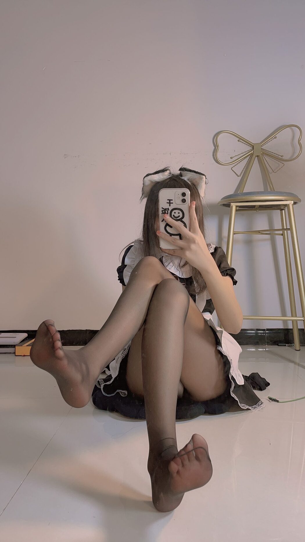 Coser@小宁hate 宁酱 – 黑丝女仆