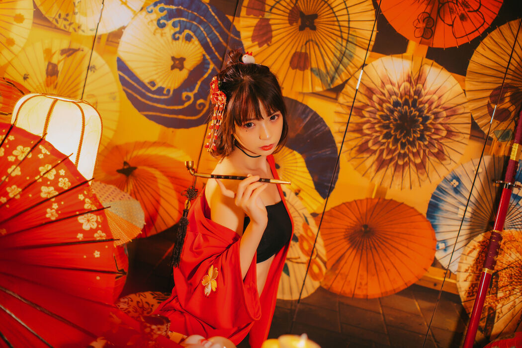 Coser Crazy Cat ss "Red Feather"