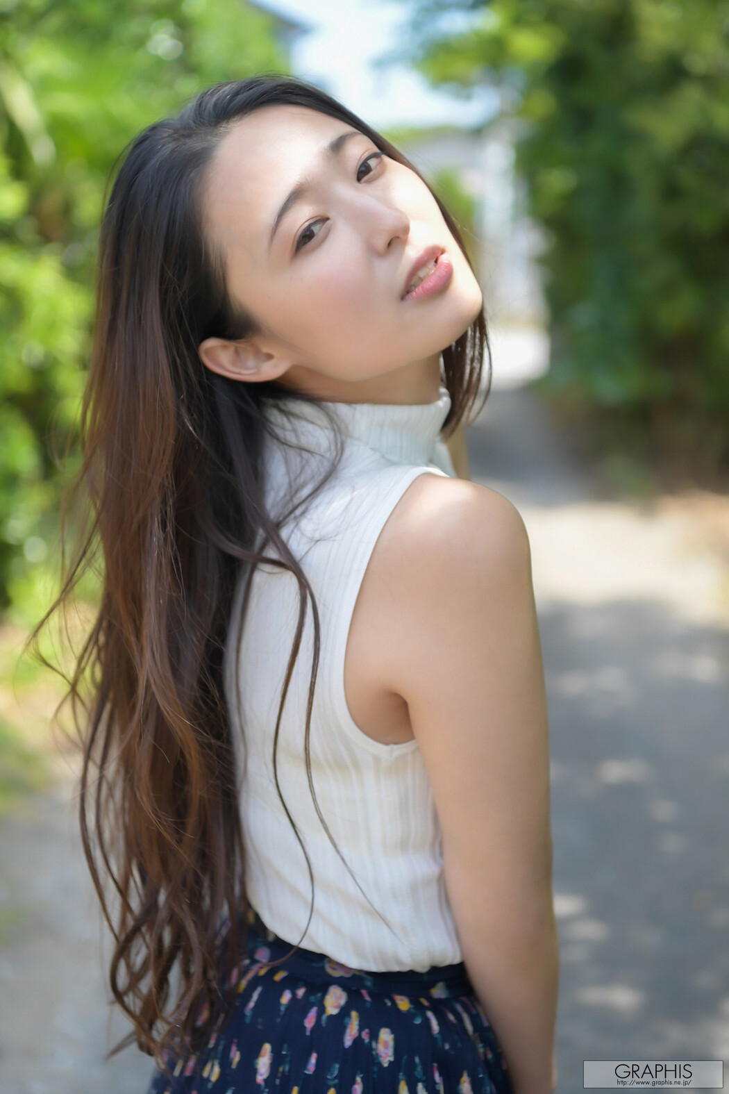 Suzu Matsuoka 松岡すず, [Graphis] Calender 每日一枚 2022.10 Cover Photo