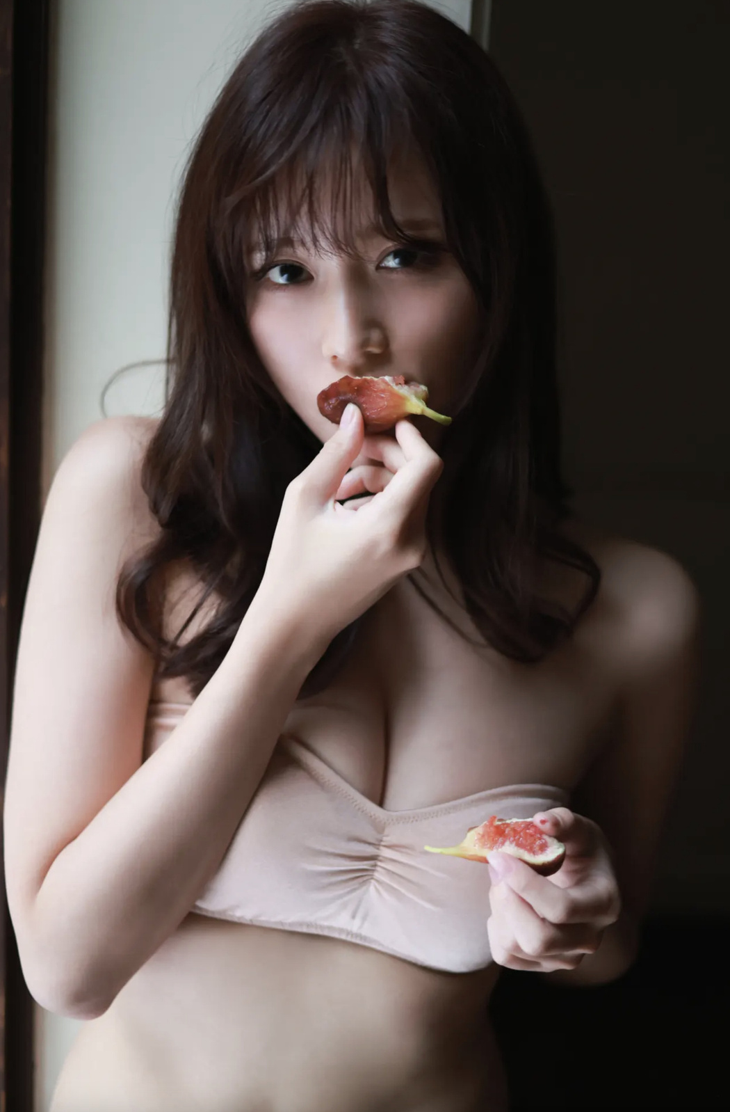 Yuka Kohinata 小日向ゆか, FRIDAY Digital 2023.01.18 (フライデー 2023年1月18日号)
