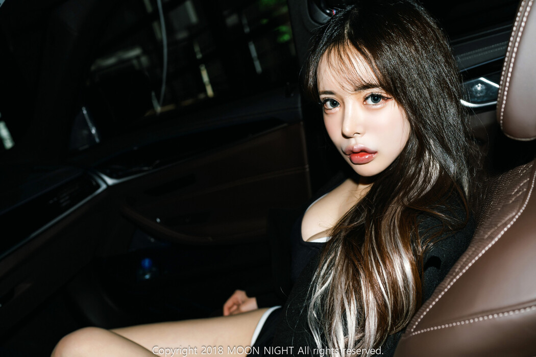 Barney [Moon Night Snap] Started in The Parking Lot (Ver.S+) Set.01